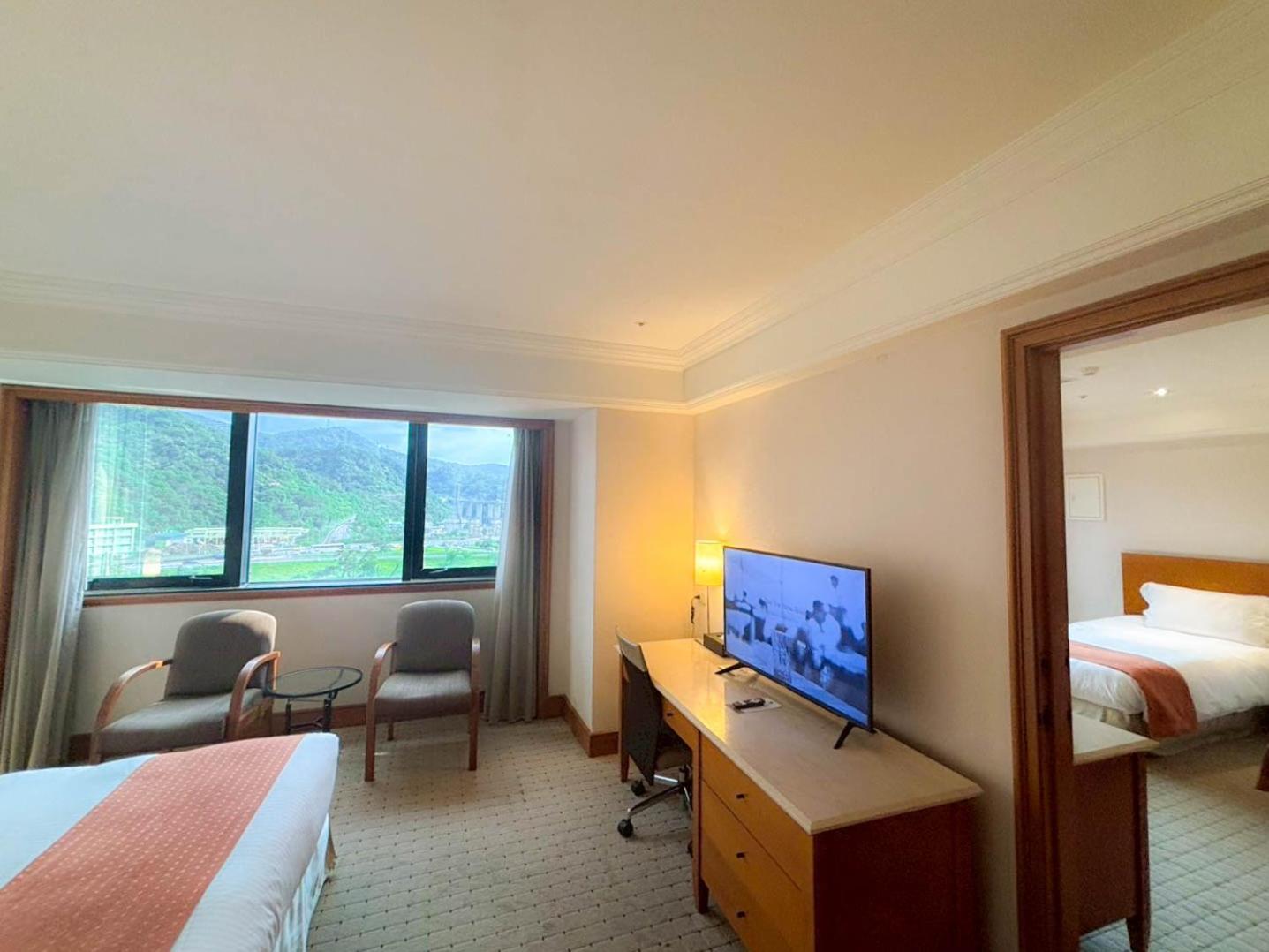 Hione Holiday Hotel Taipei Exterior foto