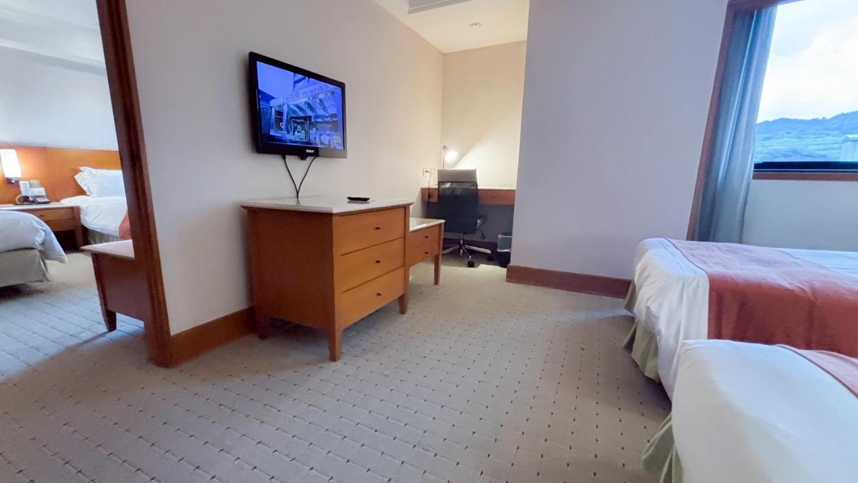 Hione Holiday Hotel Taipei Exterior foto