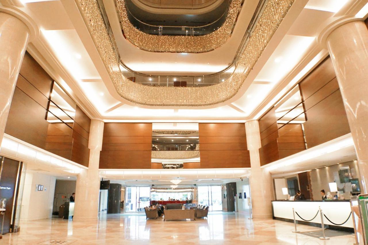 Hione Holiday Hotel Taipei Exterior foto