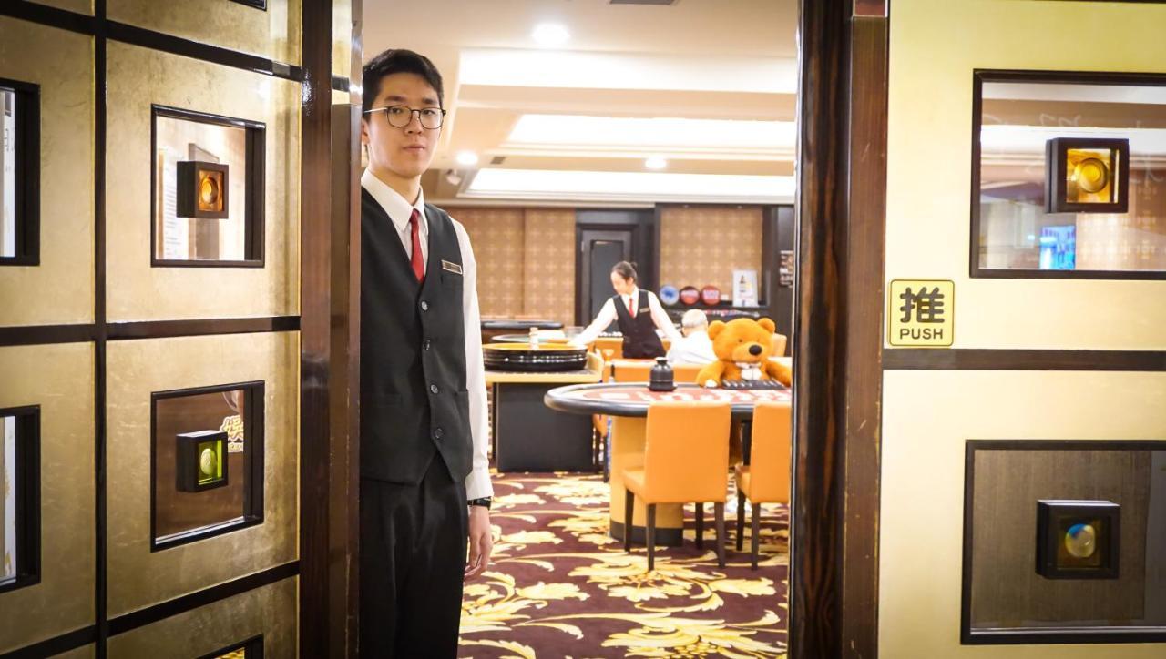 Hione Holiday Hotel Taipei Exterior foto