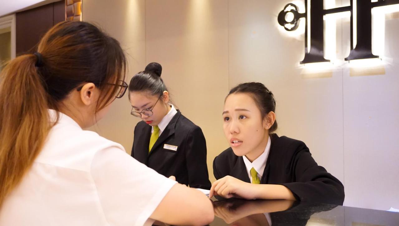 Hione Holiday Hotel Taipei Exterior foto