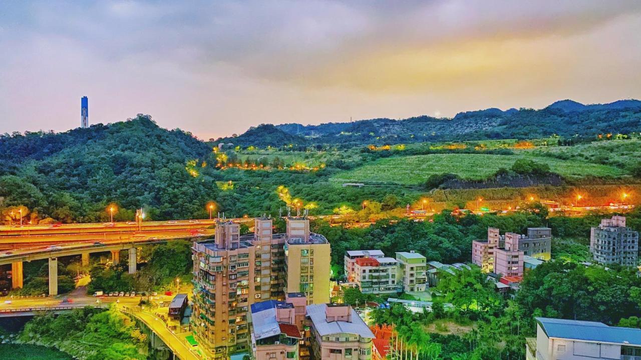 Hione Holiday Hotel Taipei Exterior foto